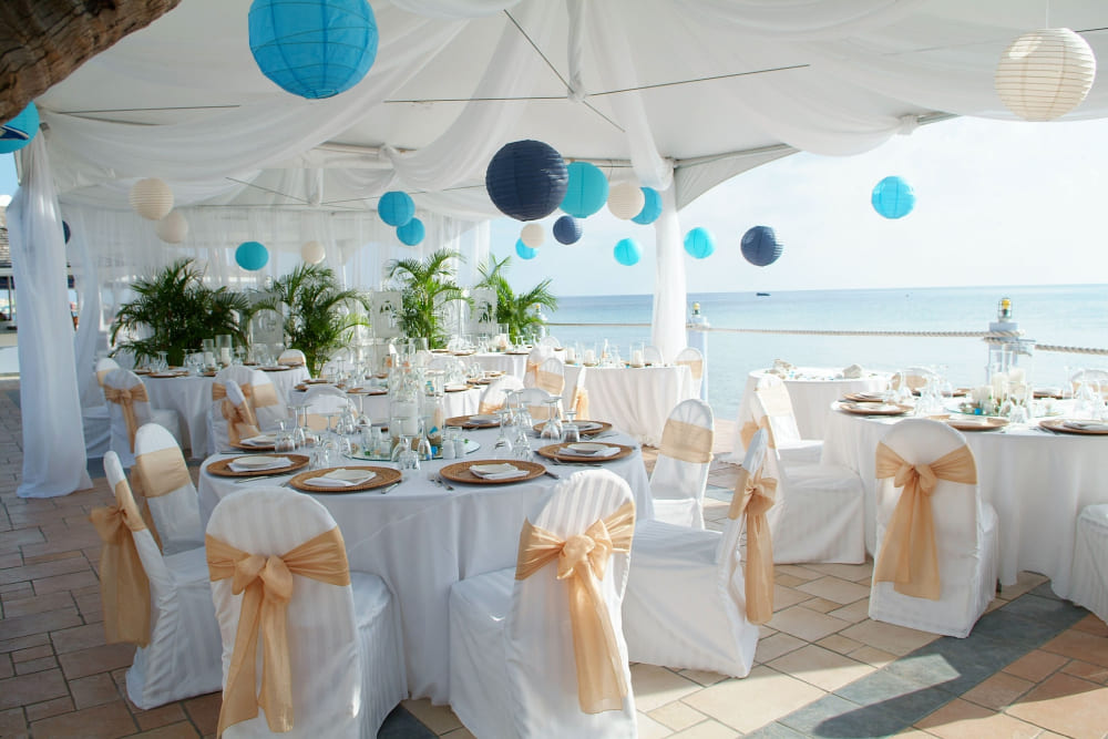 How to Plan the Perfect Grand Cayman Destination Wedding