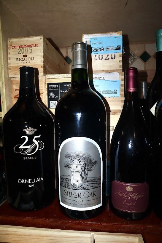 Top 7 Wine Pairings for Cayman Island Seafood (Sommelier Picks)