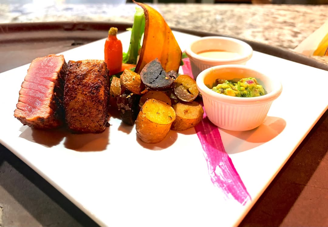 Where to Have the Best Dinner in Grand Cayman for a Special Occasion