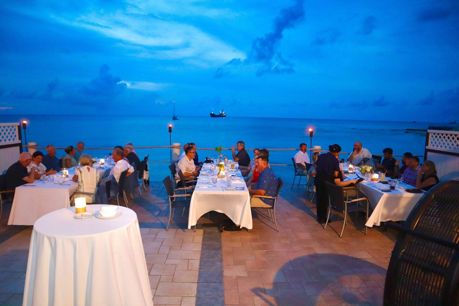 waterfront restaurant Cayman