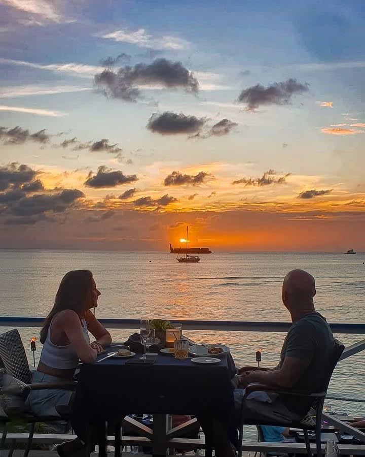 Romantic Vibes: Candlelight & Sunset