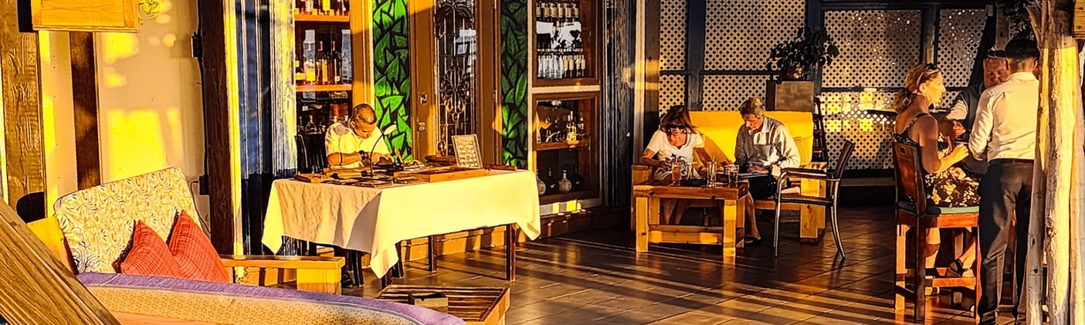 Papy's Bodeguita Lounge & Bar