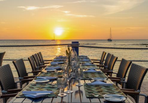 Outdoor Dining In The Cayman Islands