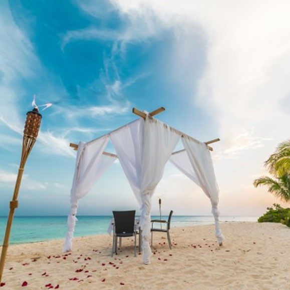 A Cayman Islands Perfect Valentine Celebration